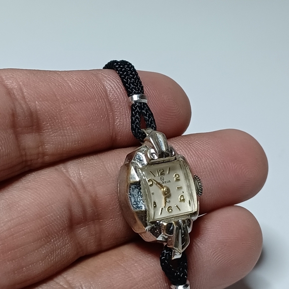 Vintage Helbros Swiss Mechanical Winduo Watch Working Ticking shows signs of wea - Picture 4 of 7